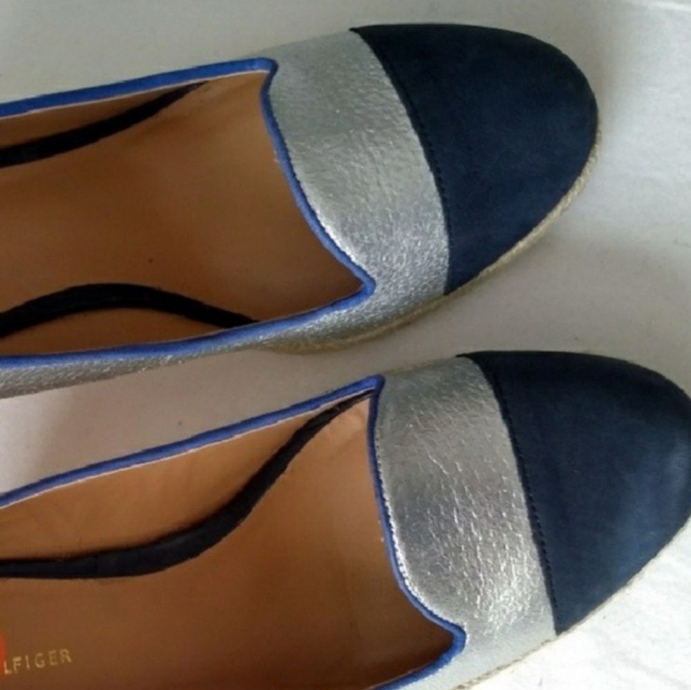 Shoes - Picture 2 of 4